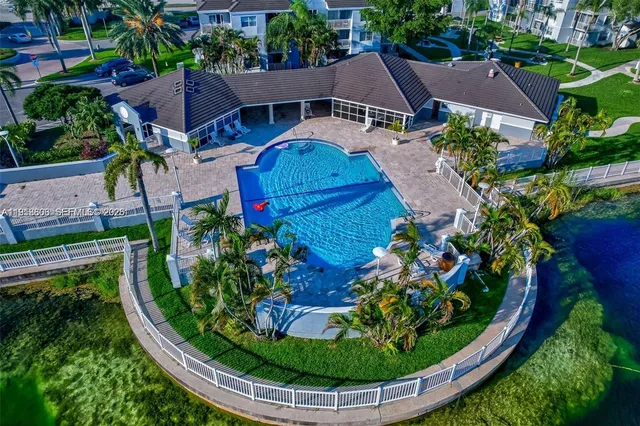 $1,950 | 8590 Southwest 212th Street, Unit 106, Cutler Bay, FL 33189