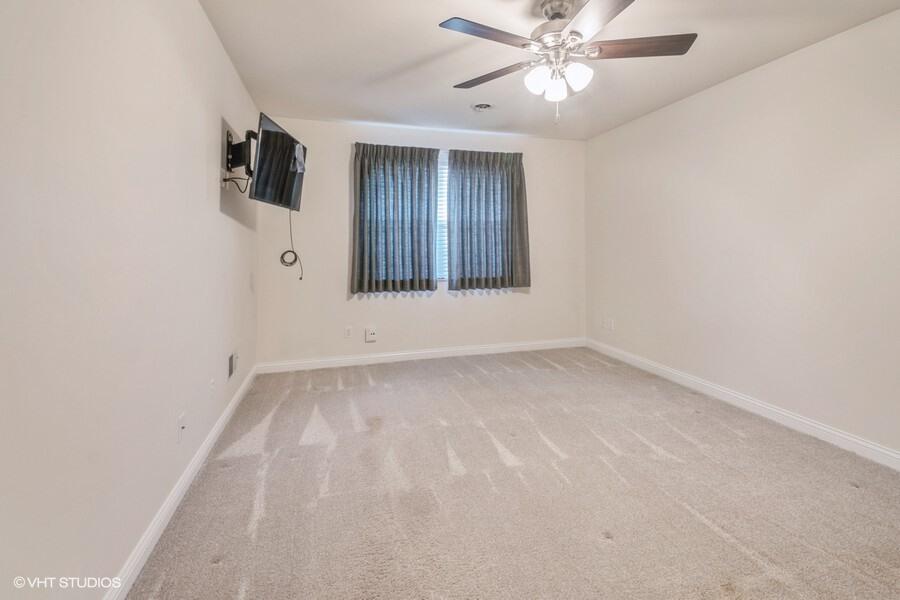 1010 Easy Street, Unit A Crown Point, IN 46307 - Photo 9 of 19 900x600