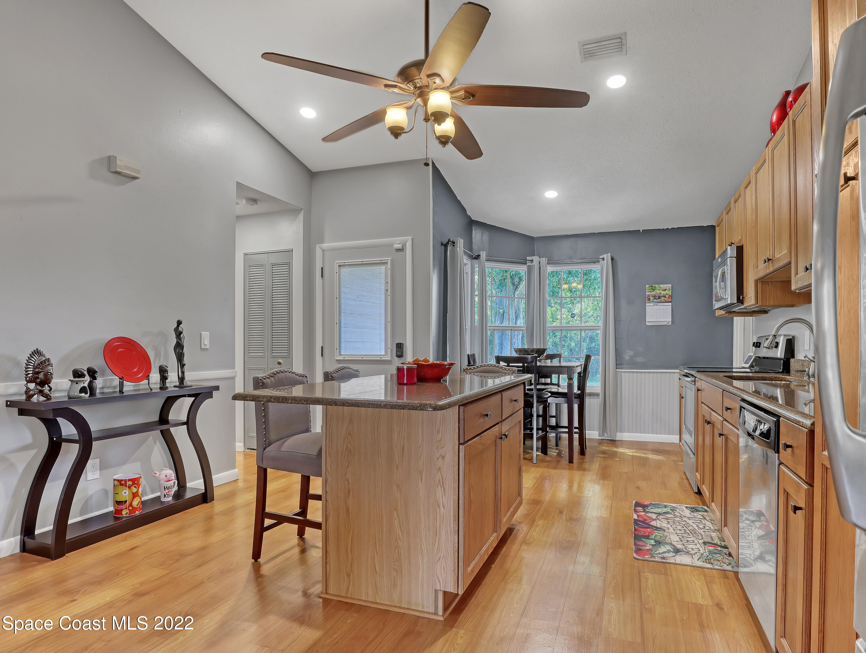 484 Warrington Road Southwest Palm Bay, FL 32908 - Photo 6 of 28 484 Warrington (8)