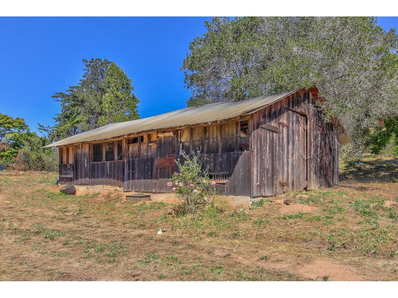 64 Paddon Road Watsonville, CA 95076 - Photo 17 of 38 Gallery Image 17
