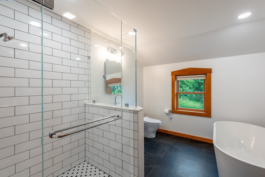 1450 South East Street Amherst, MA 01002 - Photo 15 of 40