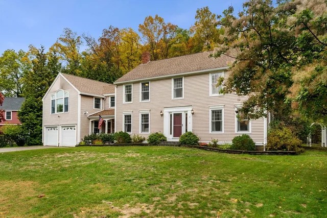 $875,000 | 1 Tuxbury Lane, Amesbury, MA 01913