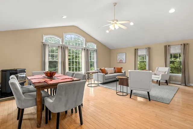 $875,000 | 1 Tuxbury Lane, Amesbury, MA 01913