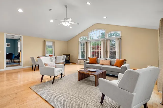 $875,000 | 1 Tuxbury Lane, Amesbury, MA 01913