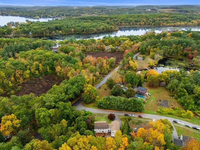 $875,000 | 1 Tuxbury Lane, Amesbury, MA 01913