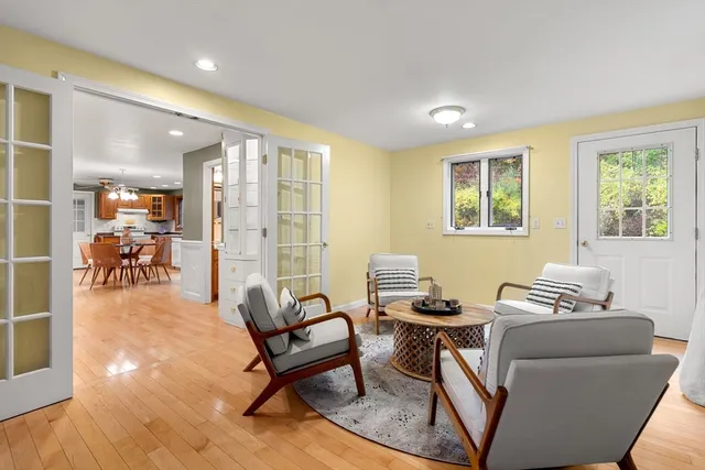 $875,000 | 1 Tuxbury Lane, Amesbury, MA 01913