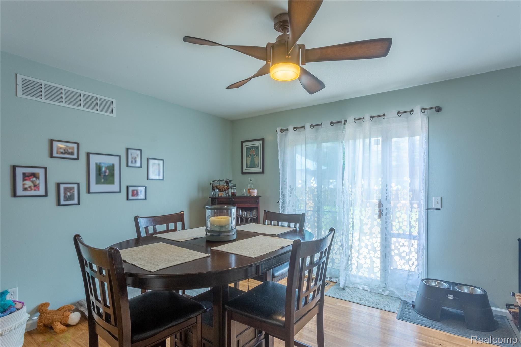 1723 Rustic Ridge Road Canton, MI 48188 - Photo 12 of 35 Rustic Ridge_1723-Entry-Kitchen-Dining-12.jpg