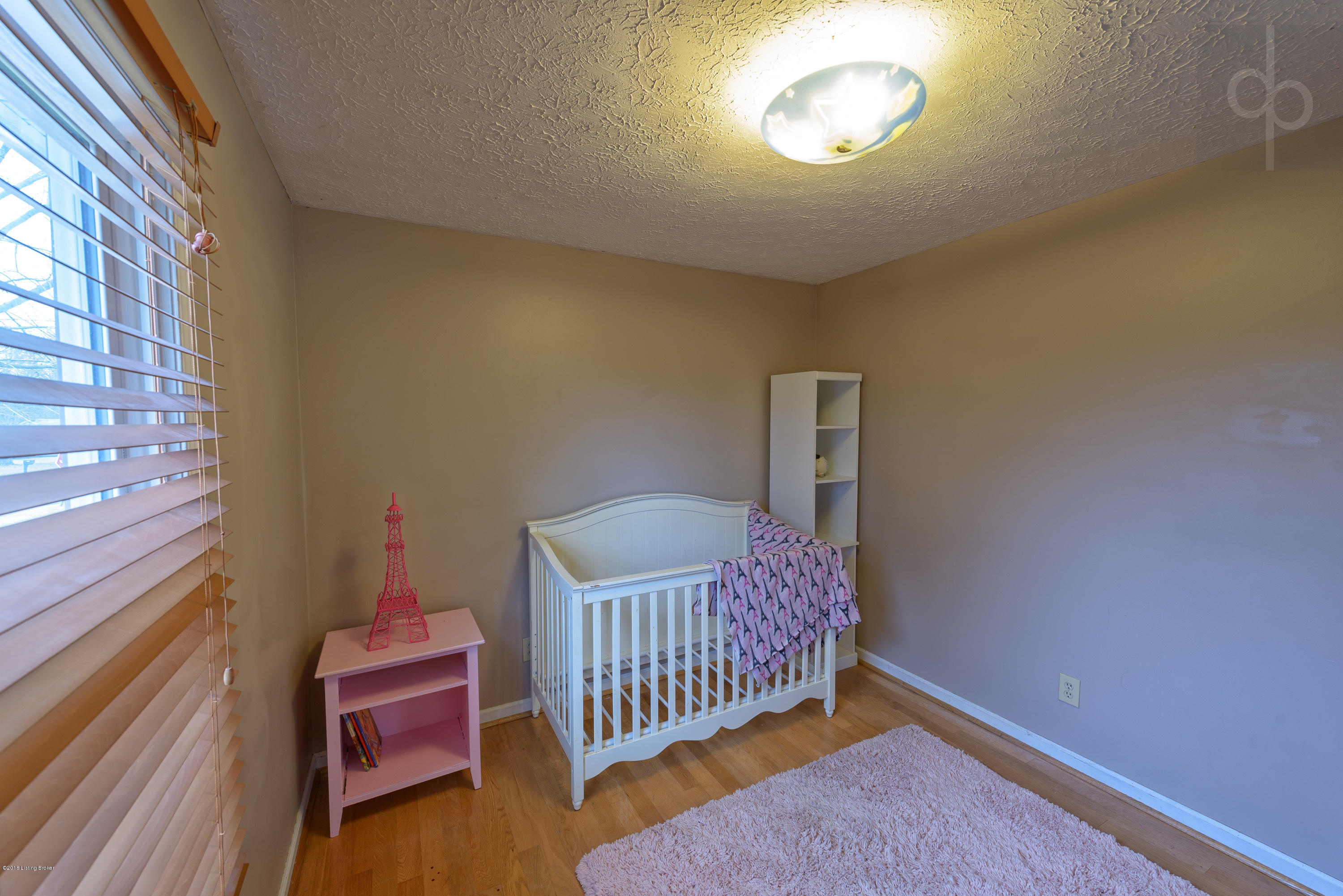 7817 Rochelle Road Louisville, KY 40228 - Photo 19 of 20 Kids_room2