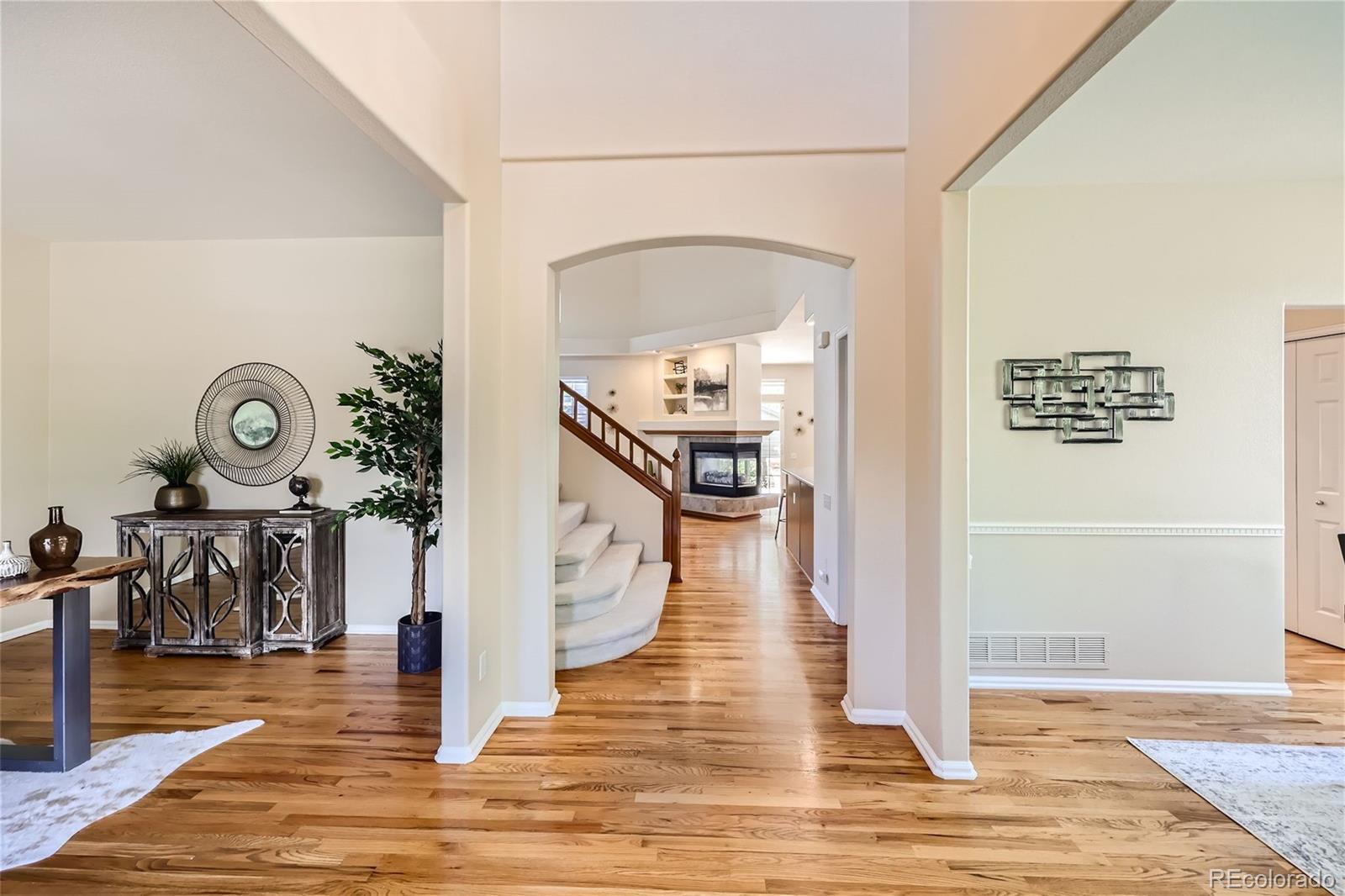 3649 Pointer Way Highlands Ranch, CO 80126 - Photo 6 of 40 Gallery Image 6