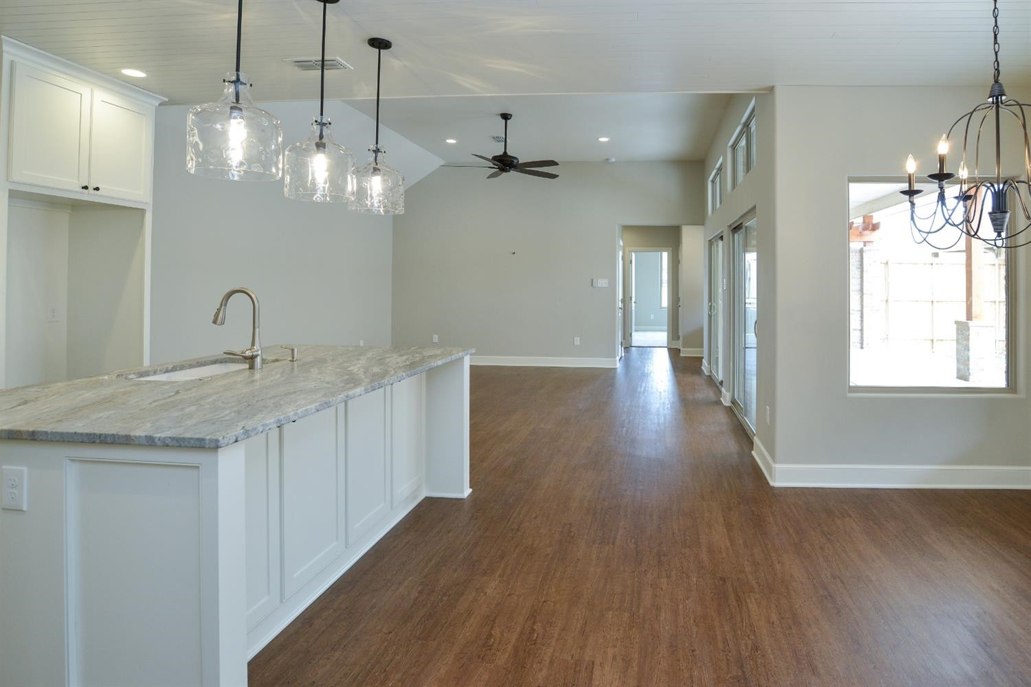 3805 59th Street Lubbock, TX 79413 - Photo 11 of 50 Photo 11