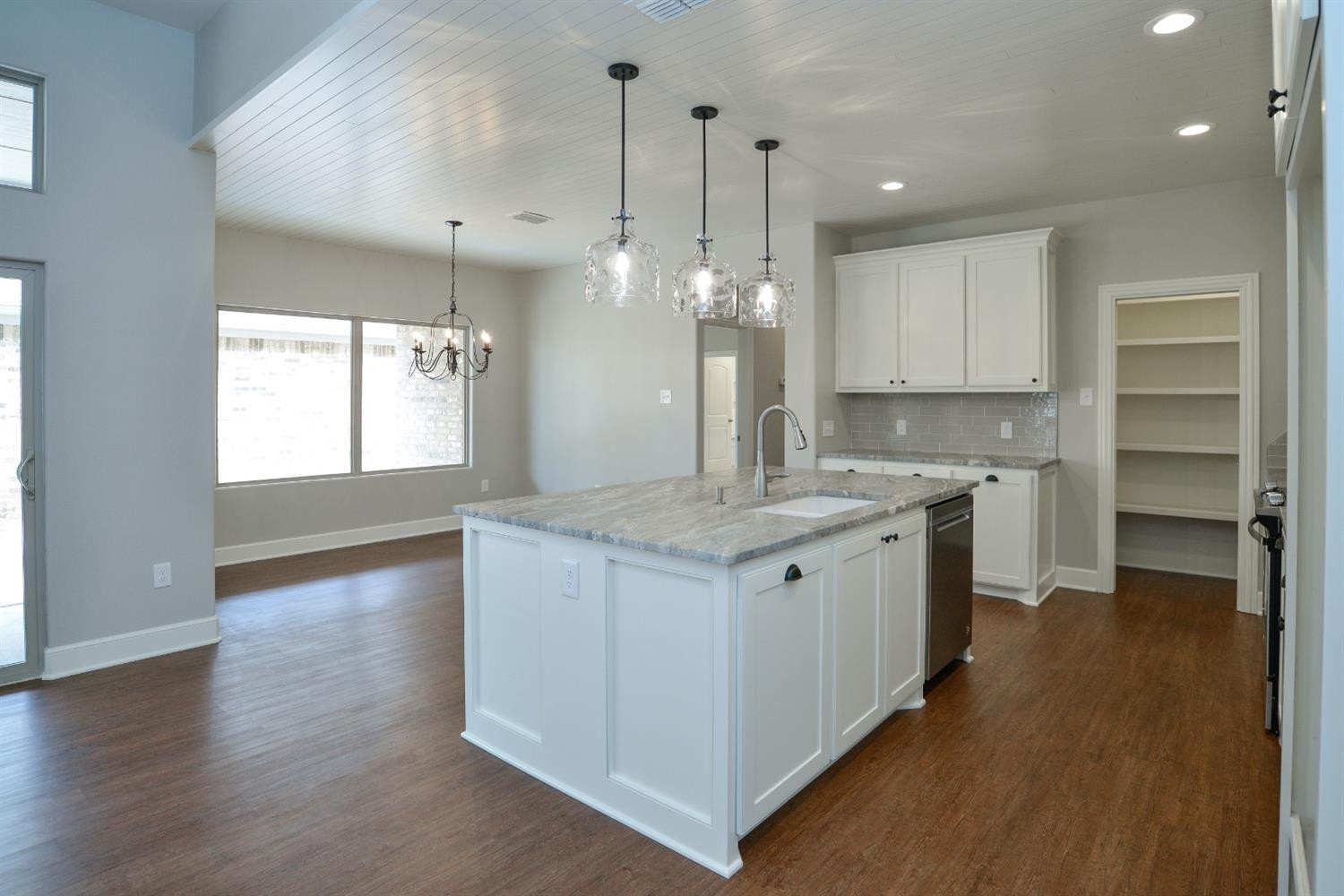 3805 59th Street Lubbock, TX 79413 - Photo 15 of 50 Photo 15