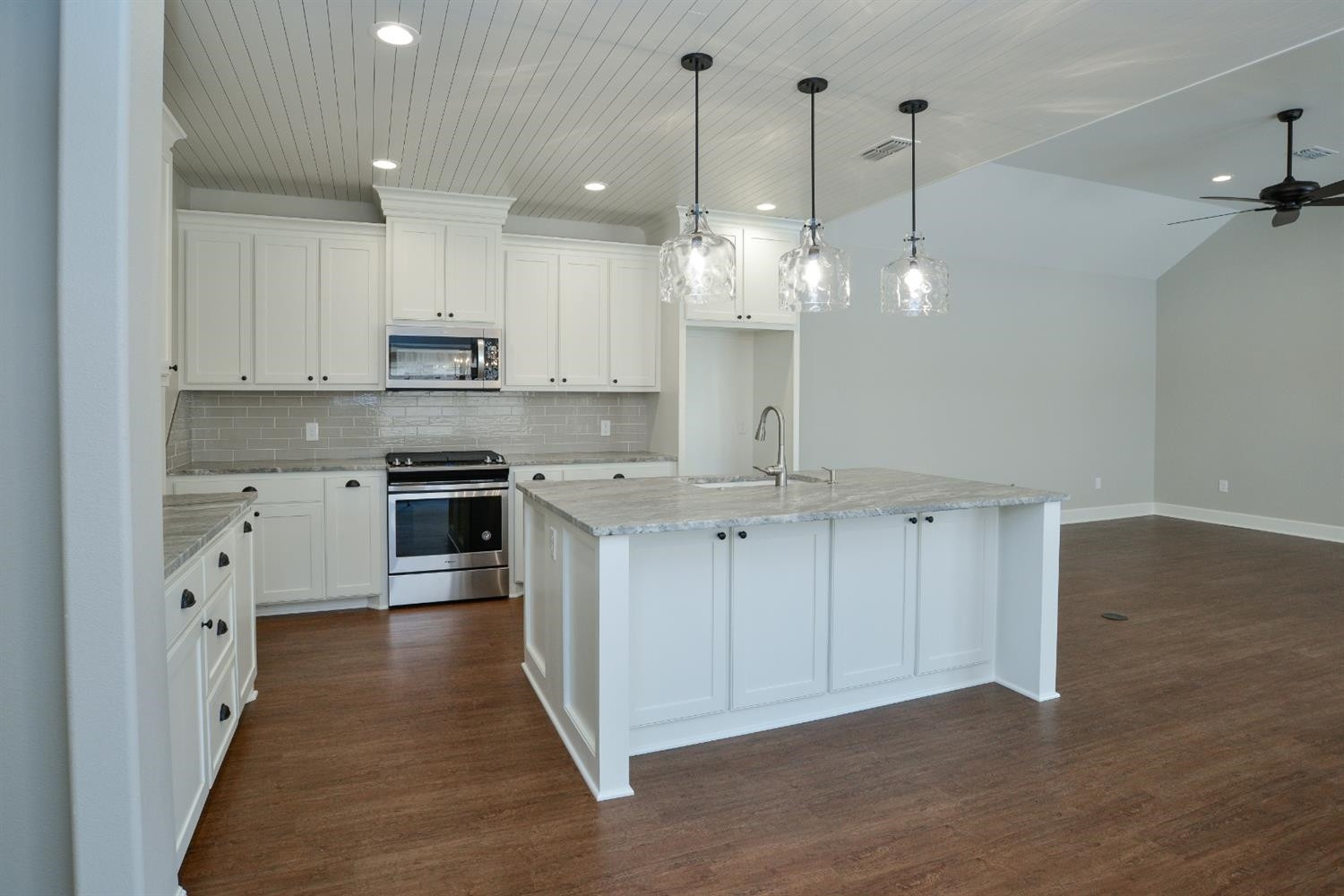 3805 59th Street Lubbock, TX 79413 - Photo 17 of 50 Photo 17