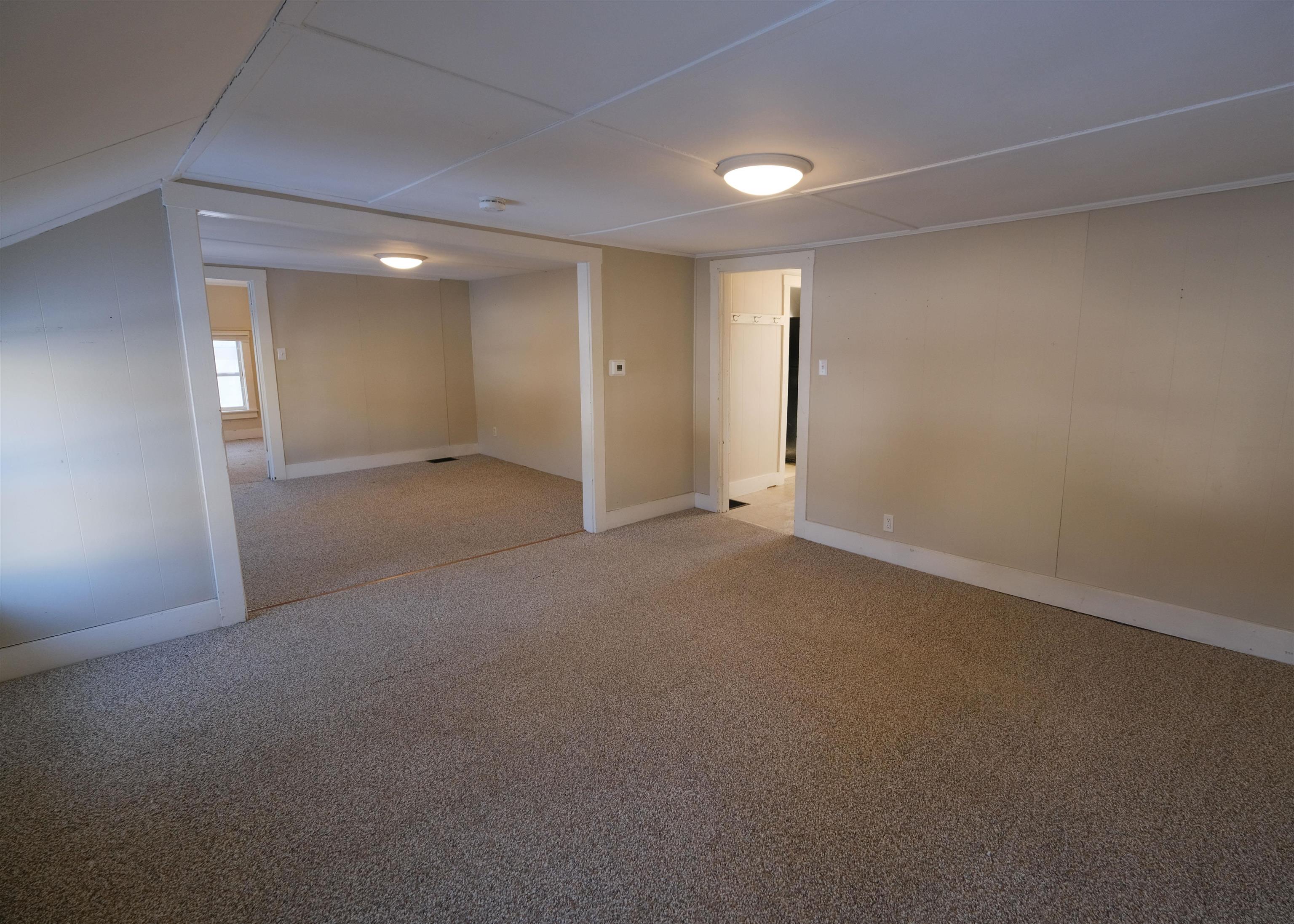 818 Main Street Proctorsville, VT 05153 - Photo 13 of 42