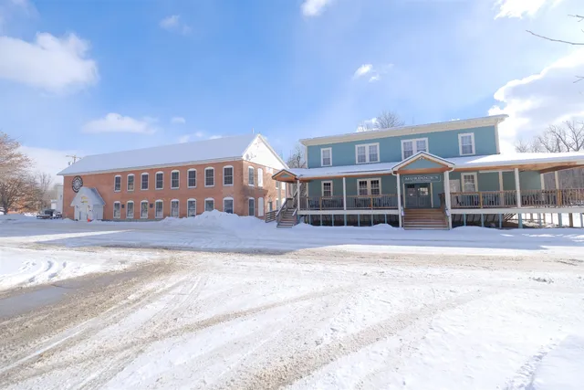 $325,000 | 818 Main Street, Proctorsville, VT 05153