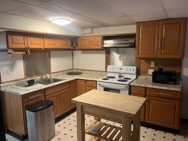 $325,000 | 818 Main Street, Proctorsville, VT 05153