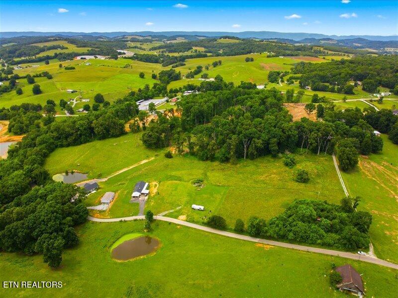 501 Wa Ni Village Road Rutledge, TN 37861 - Photo 20 of 27 04-501-Wa-Ni-Village-Rd-Rutledge-TN-4