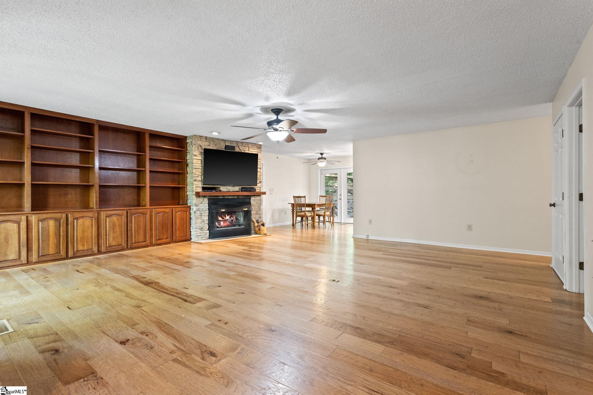 56 Cardinal Circle Tryon, NC 28782 - Photo 6 of 33