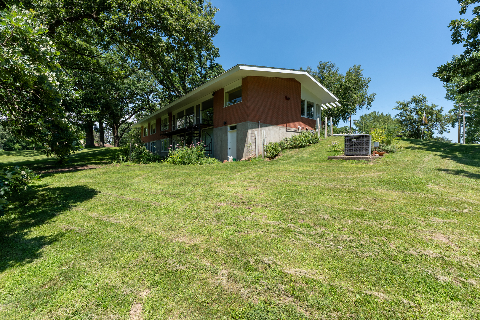 17519 Hickory Hills Road Sterling, IL 61081 - Photo 37 of 46