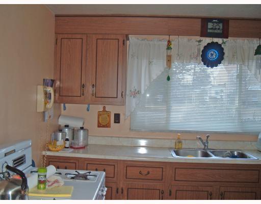 216 Goldsmith Road Pittsburgh, PA 15237 - Photo 7 of 9 Kitchen.