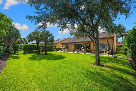 $1,128,000 | 16213 Camden Lakes Circle, Naples, FL 34110