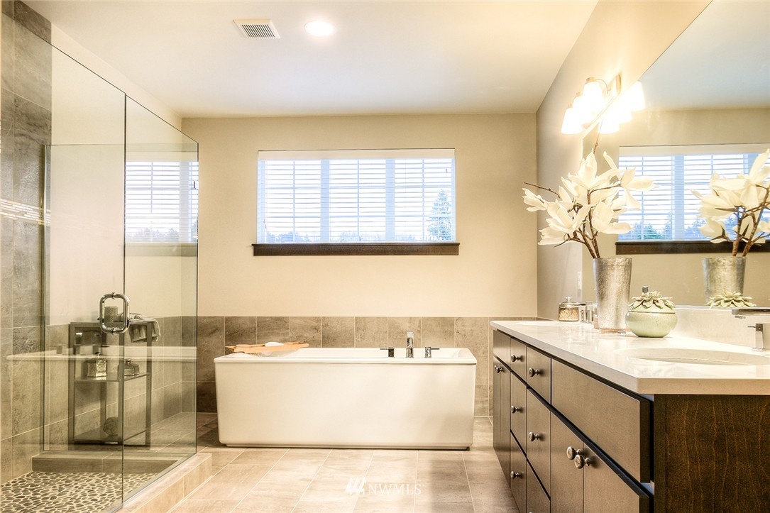 10117 Northeast 147th Street Bothell, WA 98011 - Photo 13 of 18