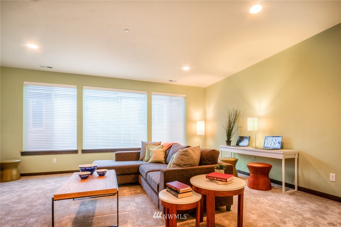 10117 Northeast 147th Street Bothell, WA 98011 - Photo 17 of 18
