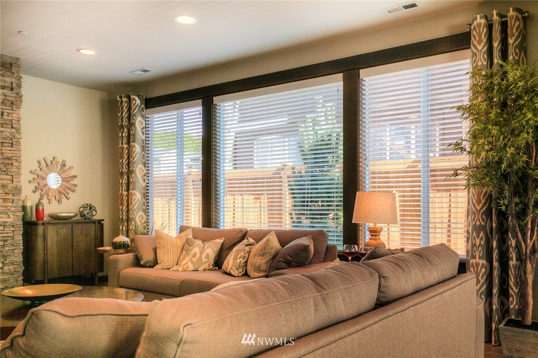 10117 Northeast 147th Street Bothell, WA 98011 - Photo 3 of 18