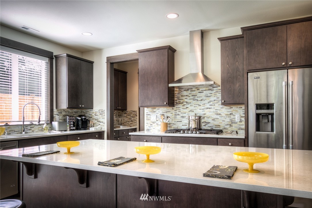 10117 Northeast 147th Street Bothell, WA 98011 - Photo 5 of 18
