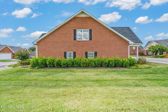 $415,000 | 1712 Wisteria View Way, Knoxville, TN 37914