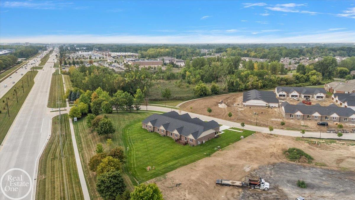 5816 Greenview, Unit #2 Warren, MI 48092 - Photo 20 of 58 Gallery Image 20