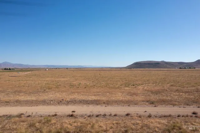 $84,999 | 3 Redtail Lane, Fairfield, ID 83327