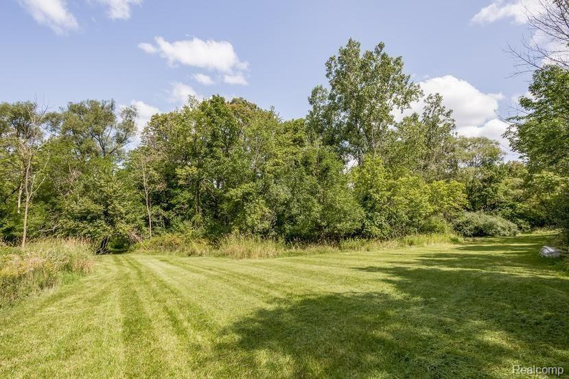 2908 River Trail Drive Rochester, MI 48309 - Photo 22 of 22 unnamed14.jpg
