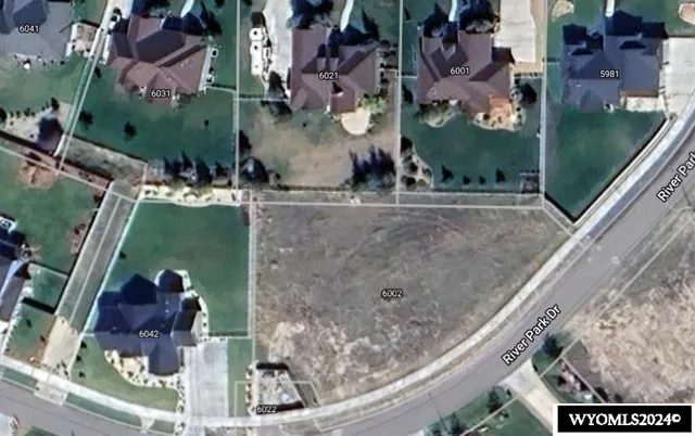 $188,500 | 6002 River Park Drive, Casper, WY 82604