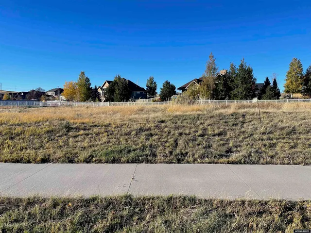 $188,500 | 6002 River Park Drive, Casper, WY 82604