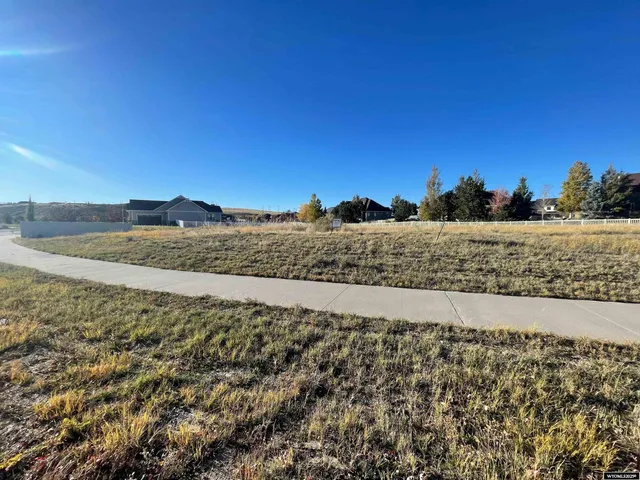 $188,500 | 6002 River Park Drive, Casper, WY 82604