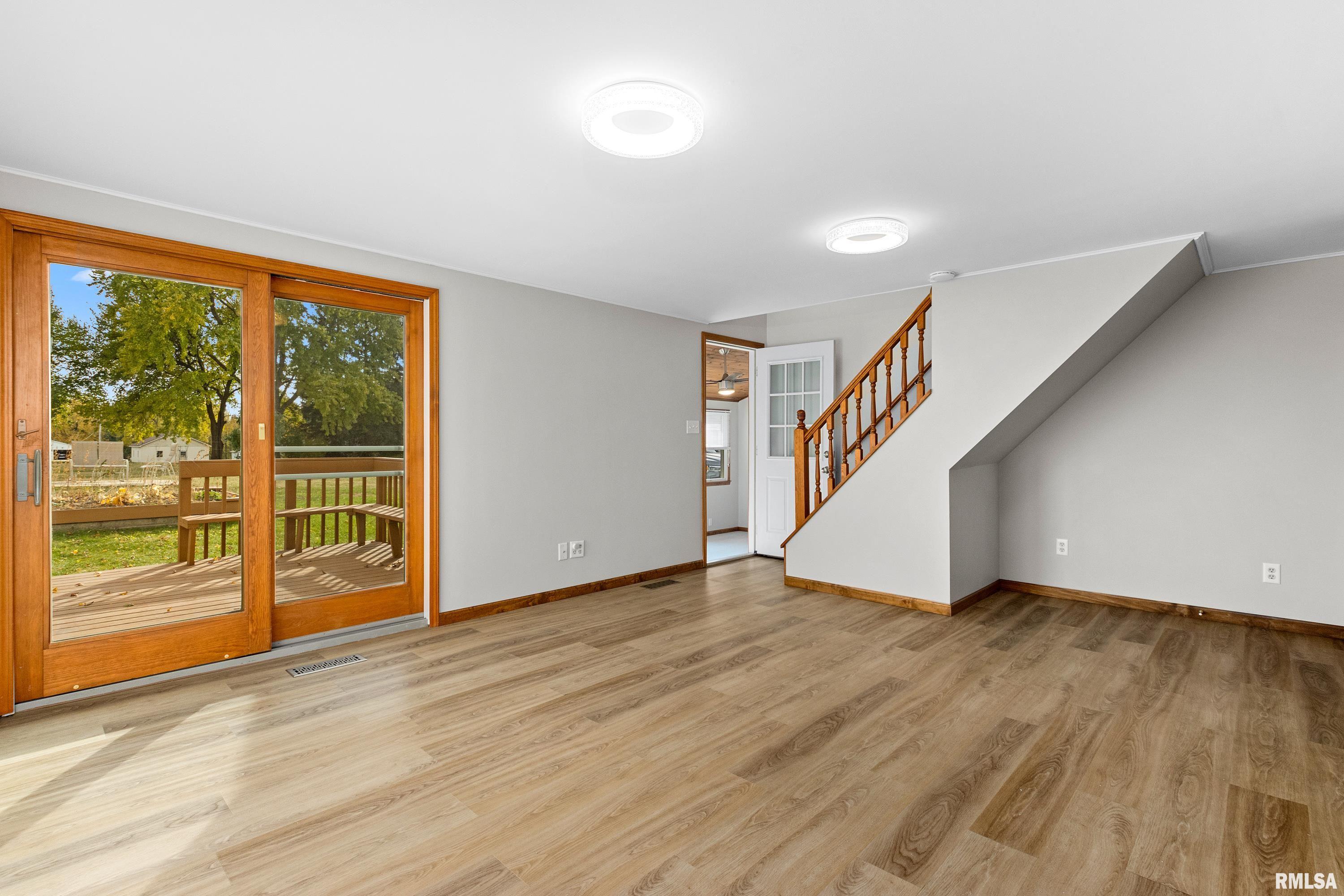 2010 West Alta Road Peoria, IL 61615 - Photo 13 of 41 Gallery Image 13