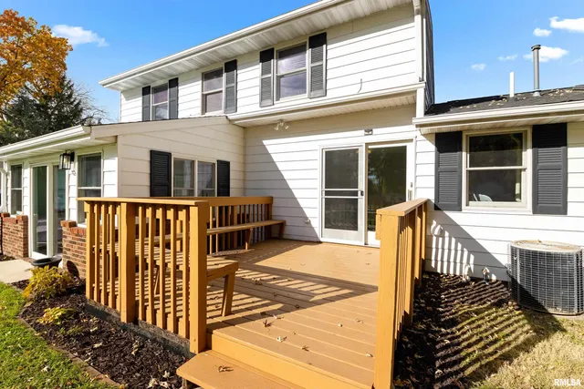 $240,000 | 2010 West Alta Road, Peoria, IL 61615