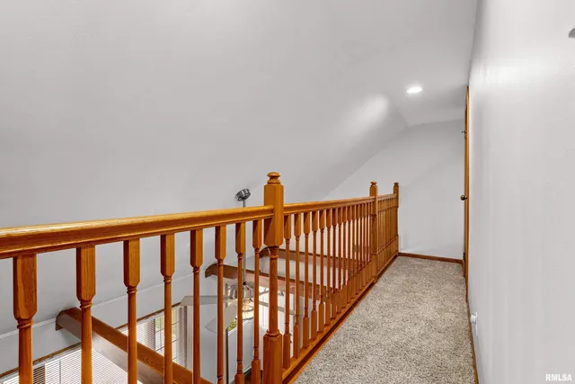 $240,000 | 2010 West Alta Road, Peoria, IL 61615