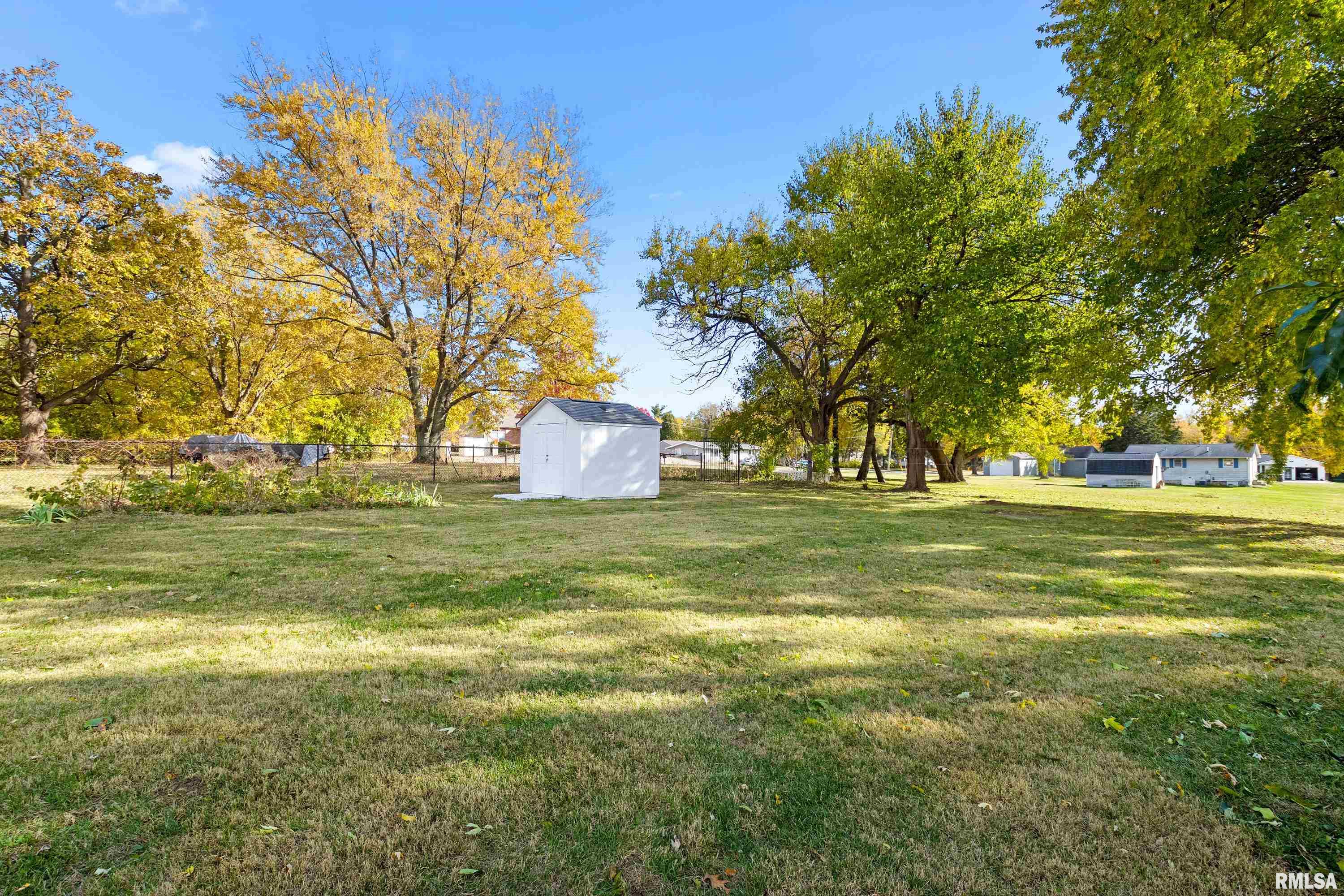 2010 West Alta Road Peoria, IL 61615 - Photo 33 of 41 Gallery Image 33