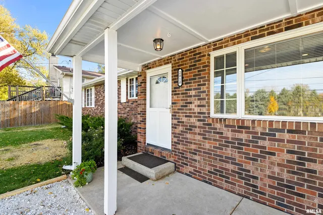 $240,000 | 2010 West Alta Road, Peoria, IL 61615