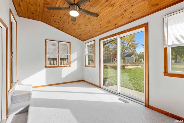 $240,000 | 2010 West Alta Road, Peoria, IL 61615