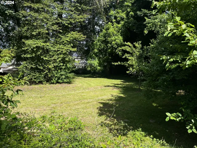 $1,595,000 | 9270 Southwest Edgewood Street, Portland, OR 97223