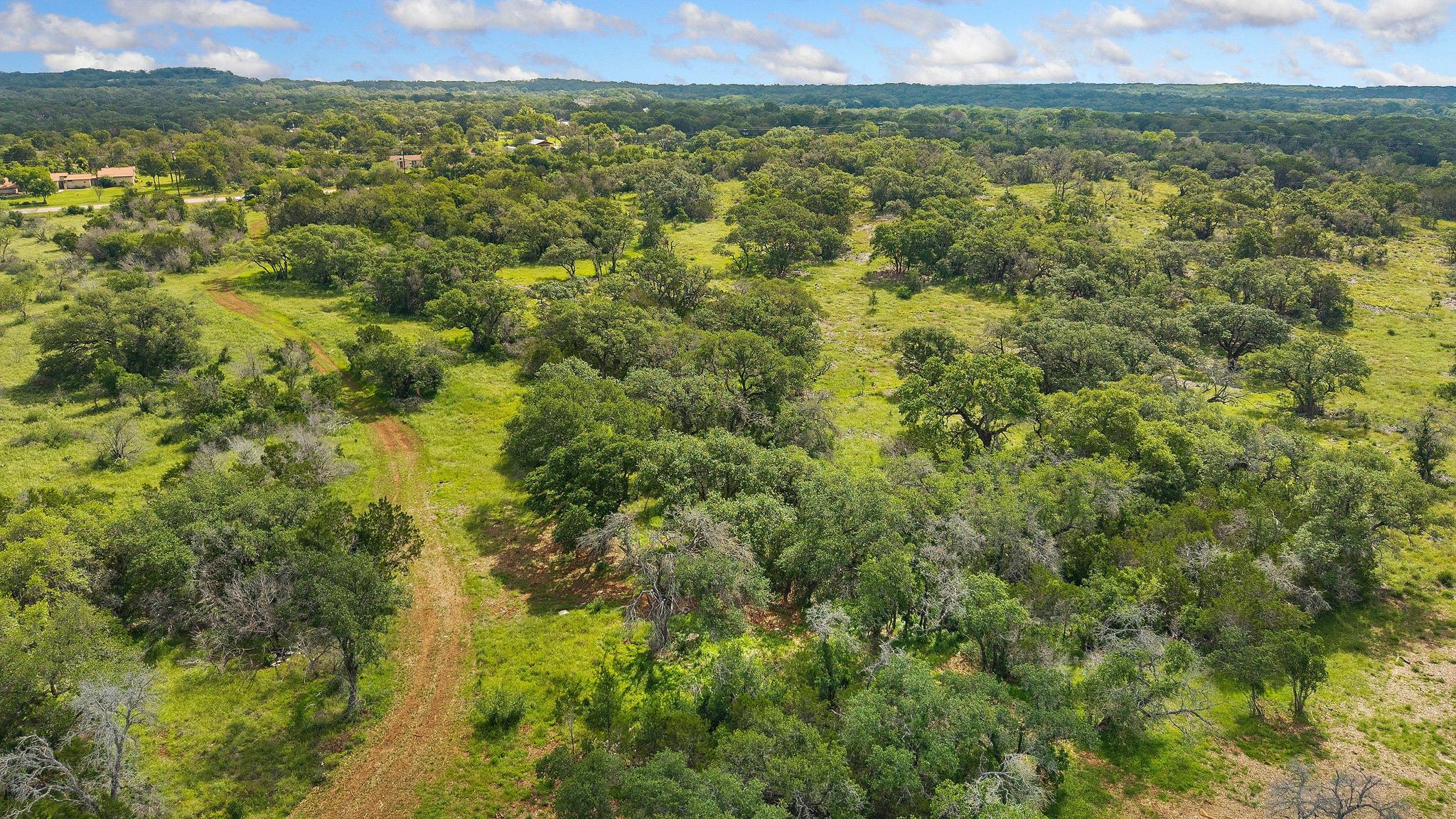 2013 Hilliard Road San Marcos, TX 78666 - Photo 27 of 37