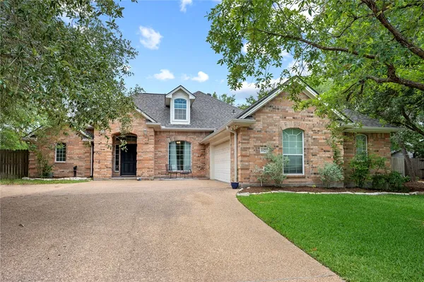 $459,000 | 4420 Edinburgh Place, College Station, TX 77845