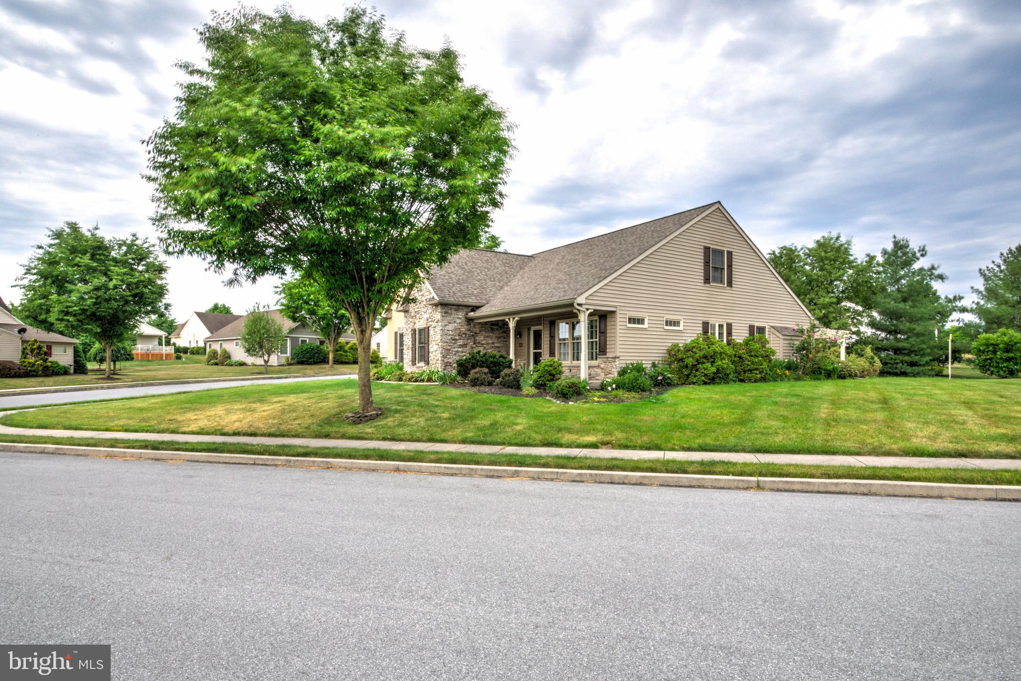 749 Heather Ridge Manheim, PA 17545 - Photo 4 of 57