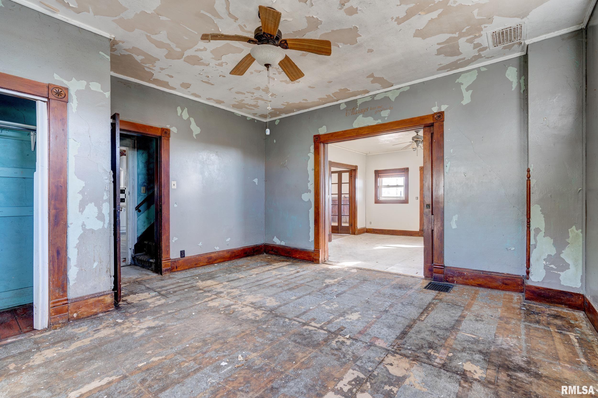 624 West Front Street Buffalo, IA 52728 - Photo 14 of 40