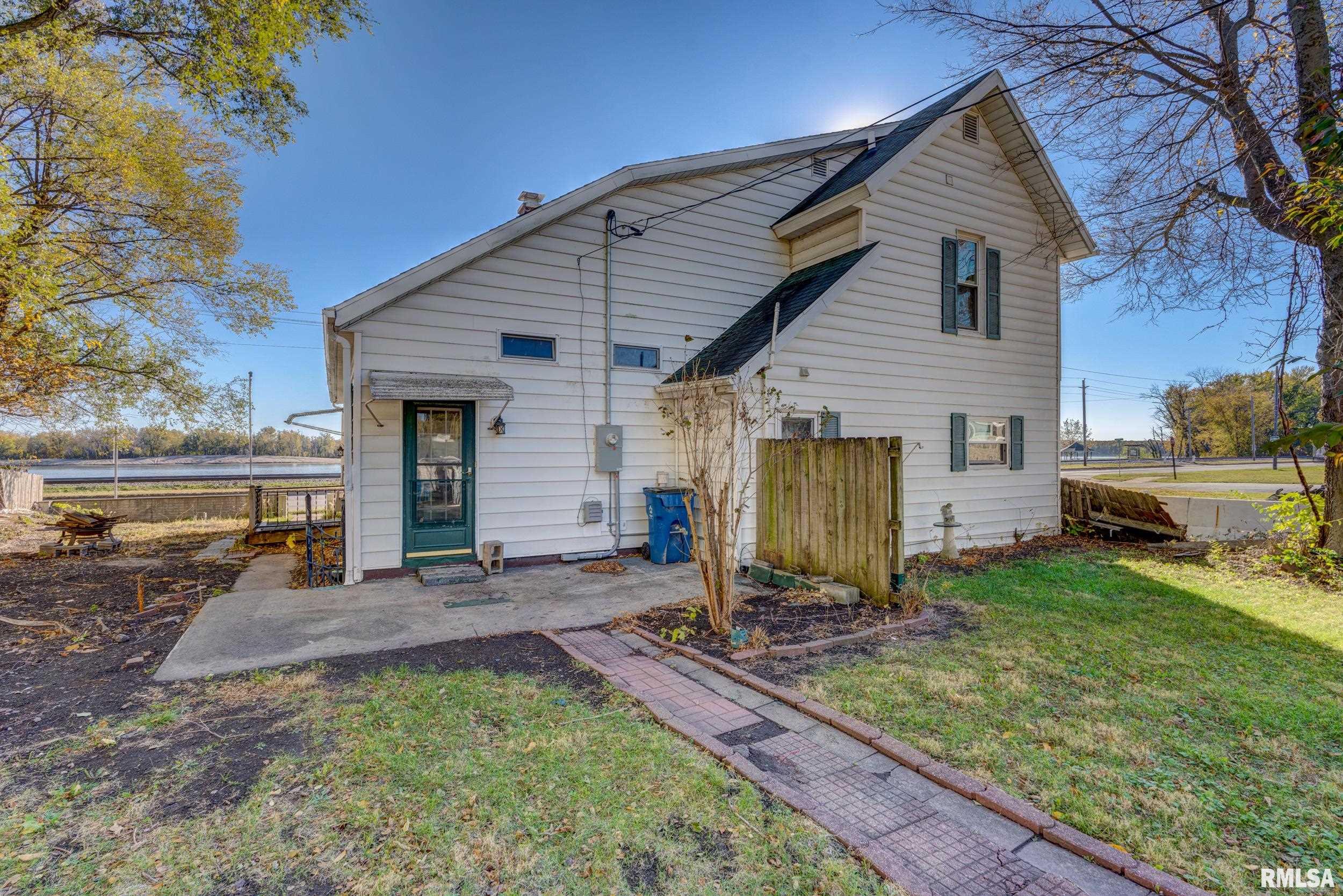 624 West Front Street Buffalo, IA 52728 - Photo 29 of 40