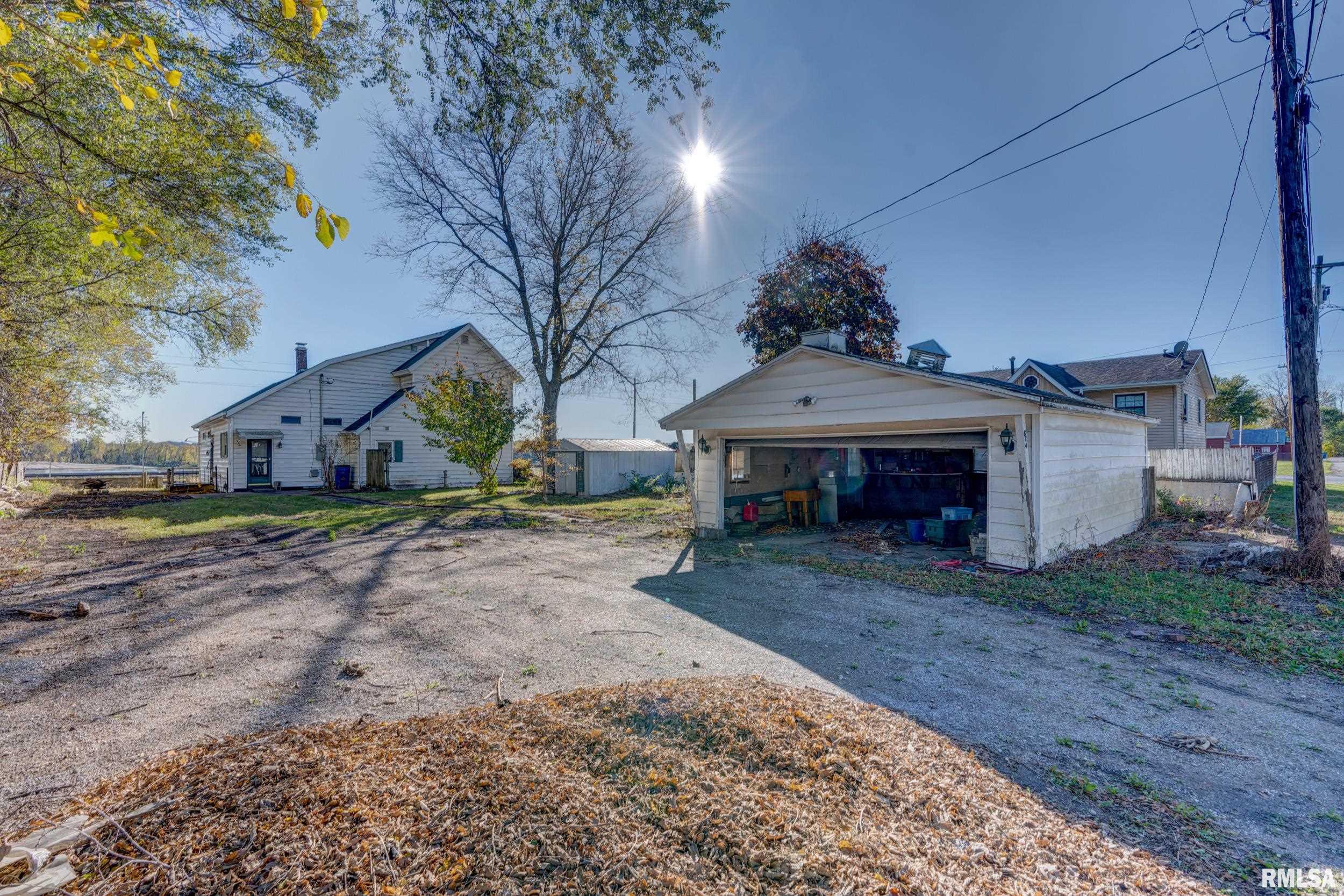 624 West Front Street Buffalo, IA 52728 - Photo 31 of 40