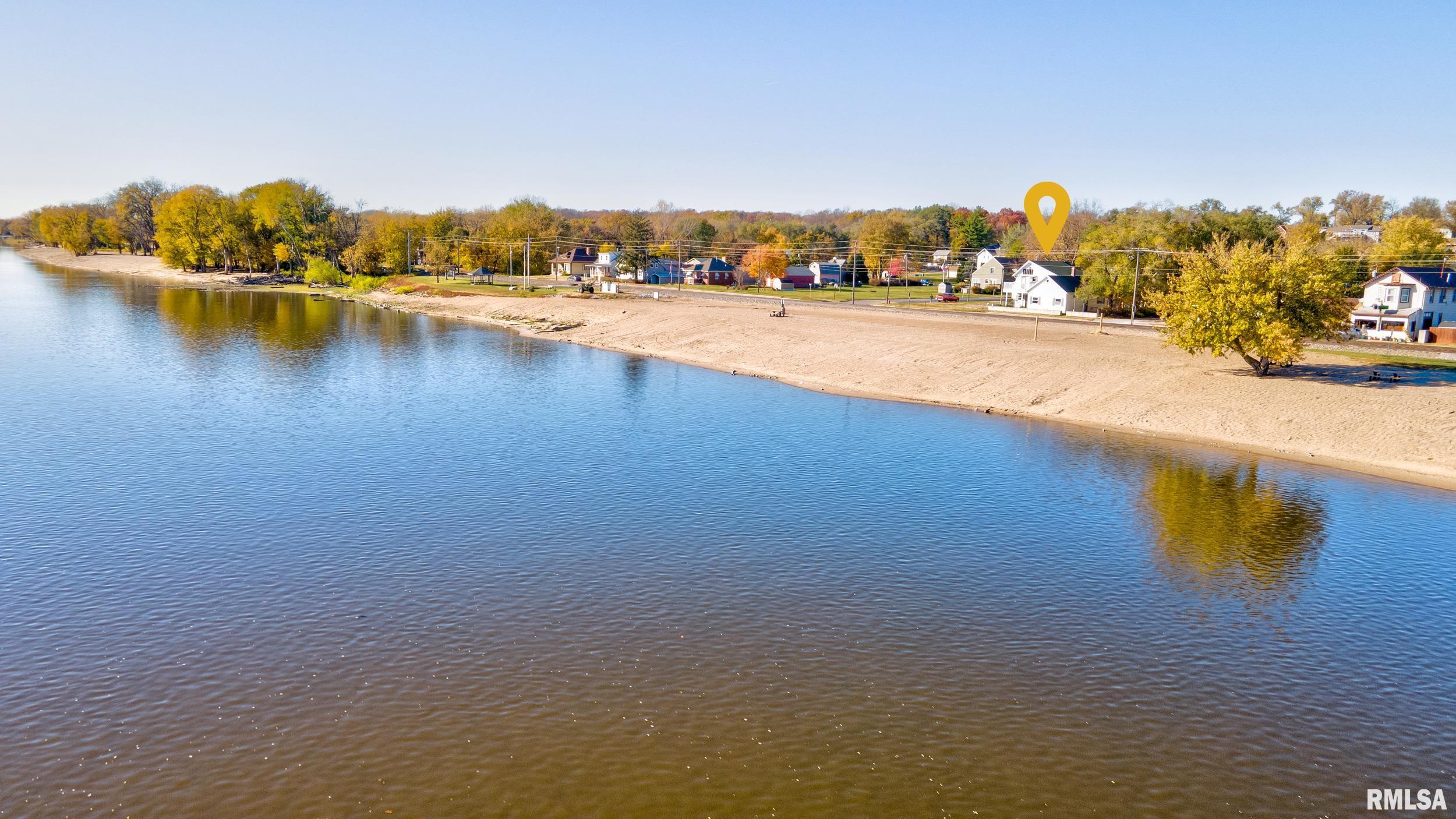 624 West Front Street Buffalo, IA 52728 - Photo 34 of 40