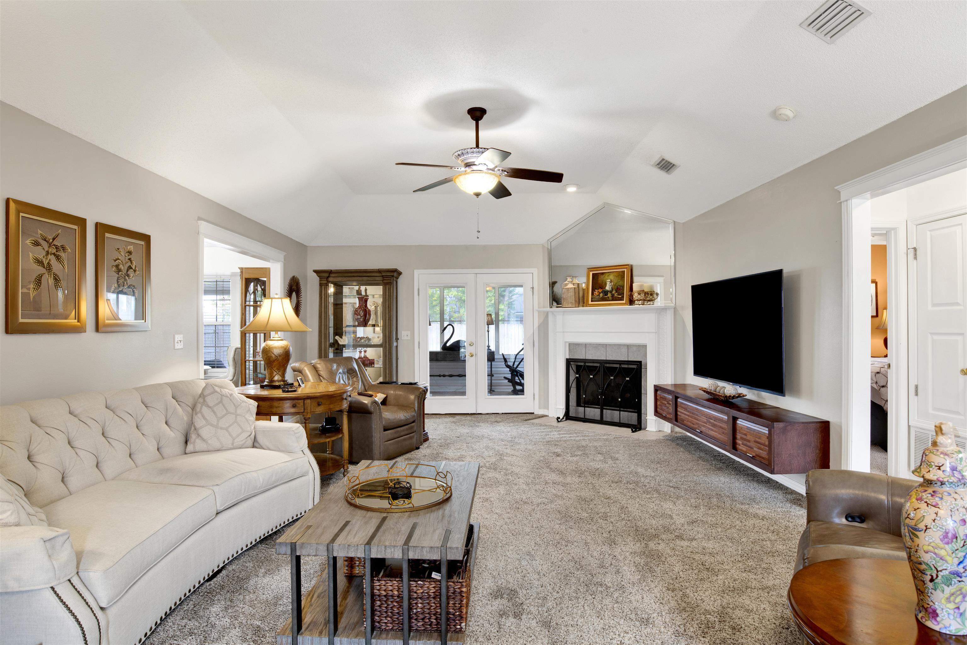 503 Meadow Lane Foley, AL 36535 - Photo 27 of 30 Living Room
